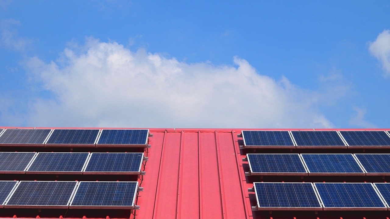 Panneau photovoltaique toit